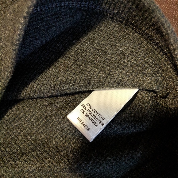 Banana Republic quarter-zip sweater - Picture 3 of 3